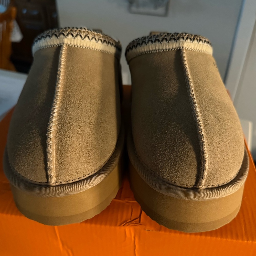 UGG Alessia Platform Sandals - Sand